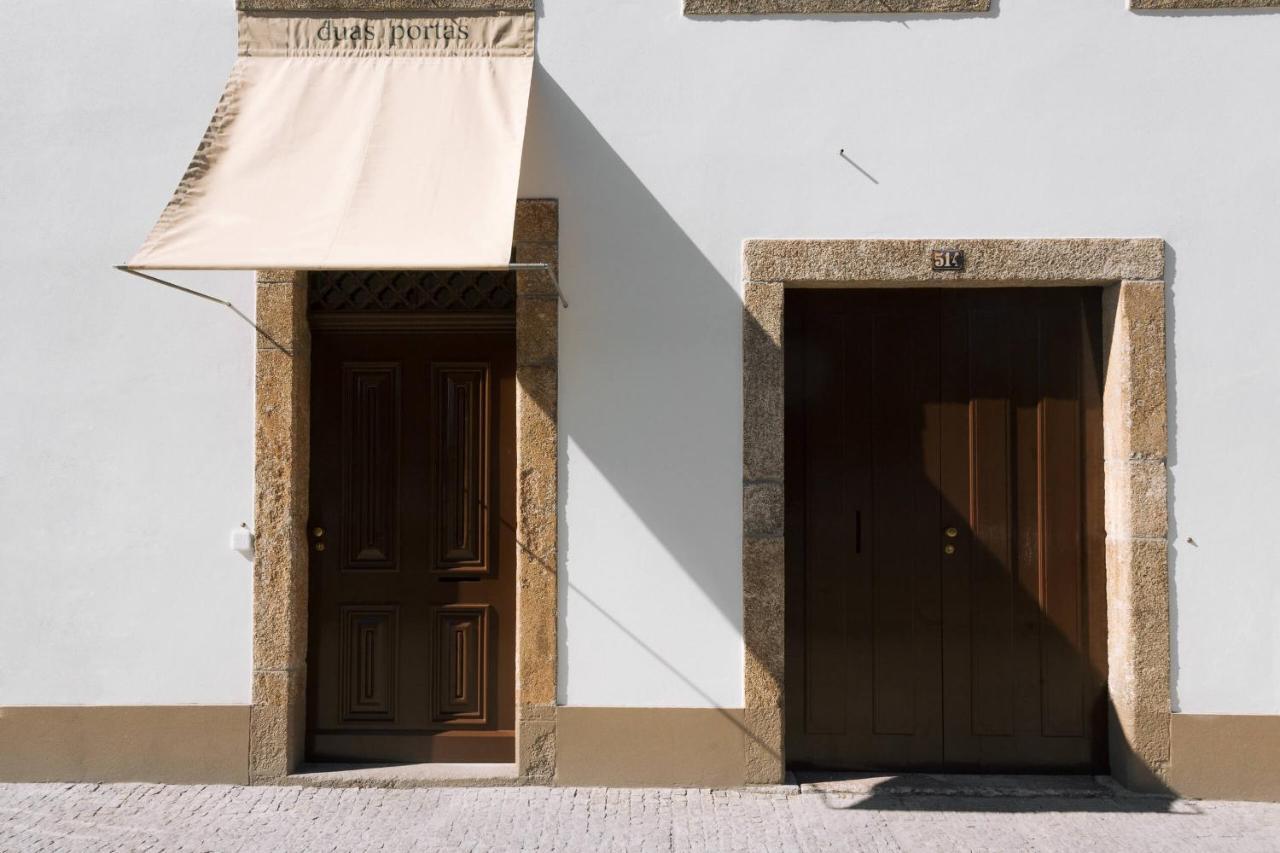 Duas Portas Townhouse Bed & Breakfast Porto Exterior photo